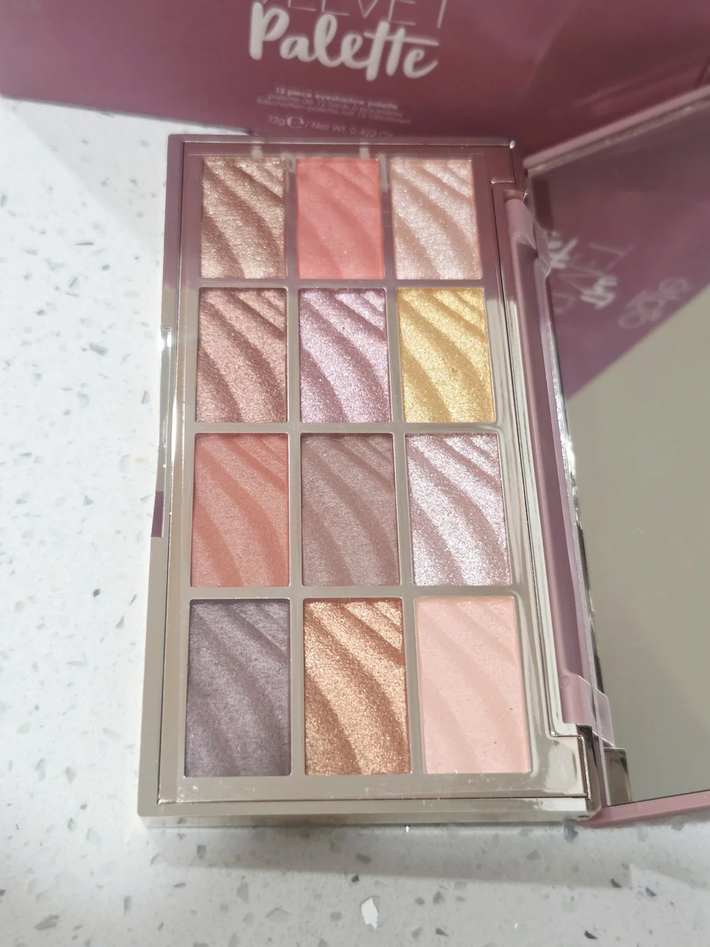 Ciate The Velvet Shimmer Multi-Tone Eyeshadow Palette -Pink, Gold & Coral Shades